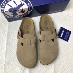 Birkenstock Boston taupe suede mule clogs